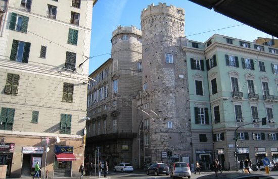 Porta dei Vacca Genova Gli Appartamenti di Ema latomare